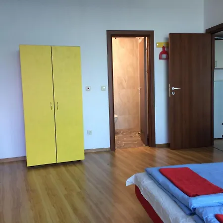 705, Sea View, Uliza Rakovina,ent G, Apm 705, Daire Primorsko